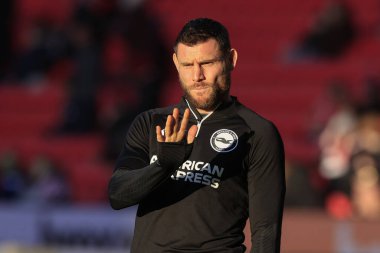 Brighton & Hove Albion takımından James Milner, 6 Ocak 202 'de Birleşik Krallık' ın Bet365 Stadyumu 'nda oynanan üçüncü turda oynanan Emirates FA Kupası karşılaşmasında Stoke City, Brighton ve Hove Albion' a karşı oynandı.