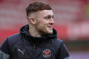 Blackpool 'dan Sonny Carey, Birleşik Krallık' ın Nottingham Forest-Blackpool maçı sırasında İngiltere 'nin Nottingham şehrinde 7 Ocak 202 tarihinde oynanan üçüncü tur karşılaşmasında sahaya çıktı.