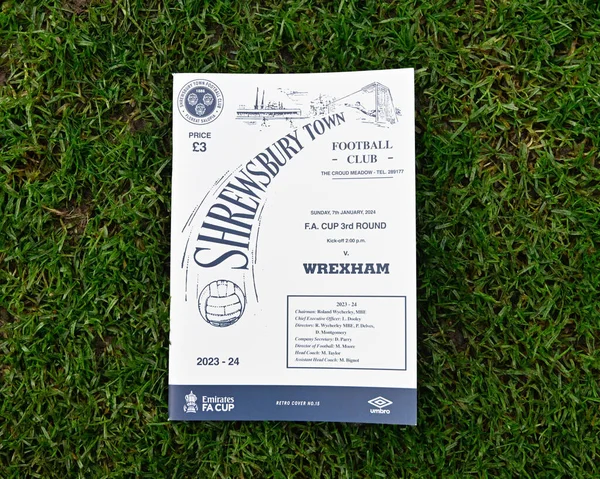 Match Day Program Sits Pitch Side Ahead Match Emirates Cup — Stock Photo, Image