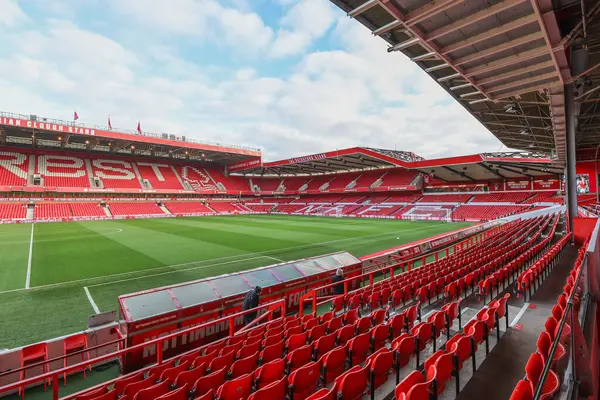 Nottingham Forest, Blackpool 'a karşı 7 Ocak 202' de İngiltere 'nin Nottingham şehrinde oynanan Emirates FA Cup üçüncü tur maçında City Ground' un genel bir görüntüsü.