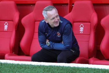 Neil Critchley, Birleşik Krallık 'ın Nottingham Forest-Blackpool maçında Blackpool' un teknik direktörü.