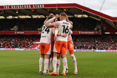 Blackpool 'dan Albie Morgan, 7 Ocak 202 tarihinde Nottingham City Ground, Nottingham, İngiltere' de oynanan üçüncü tur şampiyonluk maçında 0-2 'lik galibiyetini kutluyor.