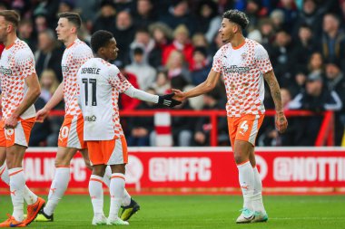 Blackpool 'dan Jordan Lawrence-Gabriel, 7 Ocak 202 tarihinde Nottingham City Ground, Nottingham, İngiltere' de oynanan Emirates FA Cup üçüncü tur karşılaşmasında 1-0 'lık galibiyet golünü kutluyor.