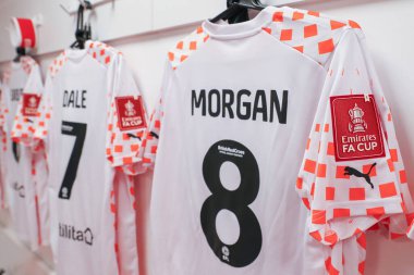 Blackpool 'lu Albie Morgan' ın gömleğindeki Emirates FA Cup rozeti, Birleşik Krallık 'ın Nottingham City Ground, Nottingham, 7 Ocak 202' de oynanan 3. tur karşılaşması öncesinde Nottingham Forest 'a karşı Blackpool' da oynanacak.