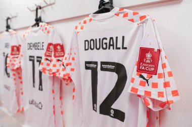 Blackpool 'dan Kenny Dougall' ın FA Cup rozeti Emirates FA Cup 3. tur karşılaşması öncesinde Nottingham Forest 'a karşı Blackpool City Ground, Nottingham, İngiltere, 7 Ocak 202