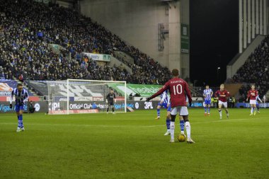 Manchester United takımından Marcus Rashford, 8 Ocak 2024 tarihinde İngiltere 'nin Wigan kentinde oynanan Wigan Atletizm Şampiyonası' nda oynanan üçüncü tur karşılaşmasında pas verecek gibi görünüyor.