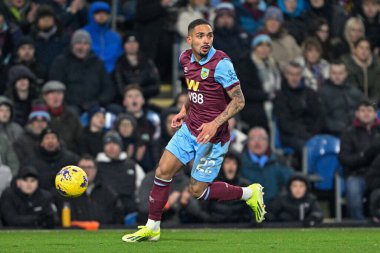 Burnley 'li Vitinho Premier Lig maçı sırasında Burnley, Luton Town' a karşı Turf Moor, Burnley, İngiltere, 12 Ocak 2024 