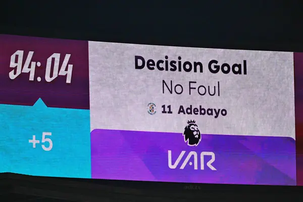 Big Screen Shows Var Decision Foul Goal Make Premier League — Stock Photo, Image