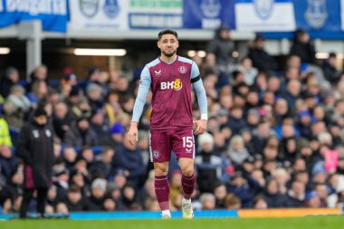 Aston Villa 'dan üzgün bir Lex Moreno, Premier Lig maçı sırasında Goodison Park, Liverpool, İngiltere' de oynanan Everton-Aston Villa maçında attığı golü reddetti. 