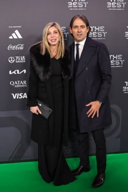 Simone Inzaghi ve Gaia Lucariello, 15 Ocak 2024 'te Londra' daki Apollo Tiyatrosu 'nda En İyi FIFA Futbol Ödülleri 2023 öncesinde Yeşil Halıyla geldiler.