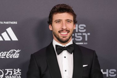 Ruben Dias, En İyi FIFA Futbol Ödülleri 2023 Apollo Theatre, Londra, Birleşik Krallık 'ta 15 Ocak 2024' te Yeşil Halı 'ya ulaştı.