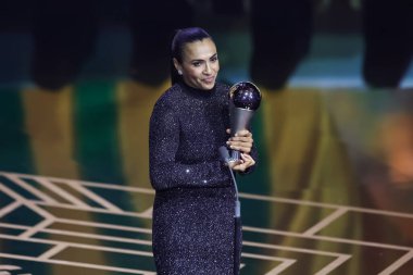 Marta Vieira da Silva 15 Ocak 2024 'te Eventim Apollo, Londra, İngiltere' de En İyi FIFA Futbol Ödülleri 2023 'te özel bir sunum aldı. 