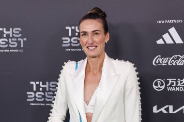 Eski İngiltere Uluslararası Jill Scott, 15 Ocak 2024 'te Eventim Apollo, Londra, İngiltere' de düzenlenen En İyi FIFA Futbol Ödülleri 2023 'e katılmak üzere ülkeye geldiğinde poz verdi. 