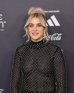 Alessia Russo, En İyi FIFA Futbol Ödülleri 2023 Apollo Theatre, Londra, Birleşik Krallık 'ta 15 Ocak 2024' te Yeşil Halı 'ya ulaştı.