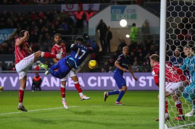 West Ham United 'tan Maxwel Cornet' in gol atma şansı var ama 16 Ocak 2024 'te İngiltere' nin Ashton Gate kentinde oynanan Bristol City-West Ham United karşılaşmasında üçüncü tur müsabakasında geniş bir alana yayılıyor. 