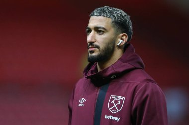 West Ham United takımından Sad Benrahma, 16 Ocak 2024 tarihinde Bristol City 'nin Bristol Gate, Bristol, İngiltere' de oynadığı üçüncü tur rövanş karşılaşması öncesinde geldi. 