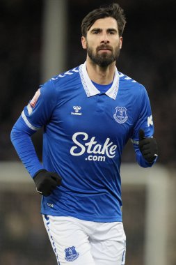 Birleşik Krallık 'ın Liverpool kenti Goodison Park' ta oynanan üçüncü tur müsabakasında Everton, Crystal Palace 'a karşı oynuyor.