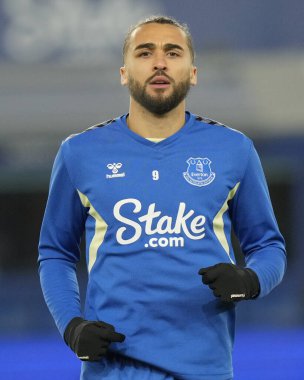 Everton 'dan Dominic Calvert-Lewin, 17 Ocak 202 tarihinde İngiltere' nin Liverpool kentinde Goodison Park 'ta oynanan üçüncü tur müsabakasından önce ısınıyor.