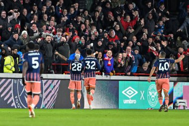 Nottingham Ormanı 'ndan Danilo, Premier League maçı Brentford Nottingham Forest' a karşı 20 Ocak 202 'de Londra' daki Gtech Community Stadyumu 'nda oynanan maçta 0-1 kazanma hedefini kutluyor.