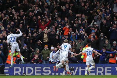 Leeds United takımından Jol Piroe, 21 Ocak 2024 'te Leeds, İngiltere' de Preston North End 'e karşı oynanan Sky Bet Şampiyonası' nın ikinci yarısındaki golünü 2-1 yendi.