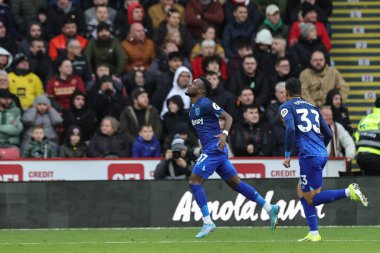 West Ham United takımından Maxwel Cornet, 21 Ocak 202 'de Bramall Lane, Sheffield, Birleşik Krallık' ta oynanan Premier League maçında 0-1 'lik galibiyet golünü kutluyor.