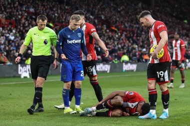 Sheffield United takımından Auston Trusty, West Ham United 'ın 21 Ocak 202' de Bramall Lane, Sheffield, Birleşik Krallık 'ta oynadığı Premier League maçı sırasında Jarrod Bowen ile karşılaştı.