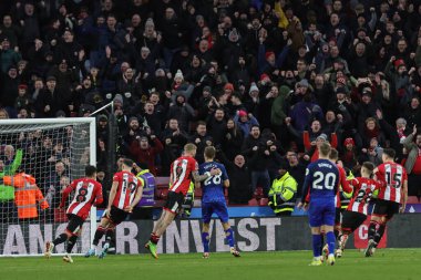 Sheffield United takımından Oliver McBurnie, 21 Ocak 202 'de Bramall Lane, Sheffield, İngiltere' de oynanan Premier League maçında 2-2 'lik galibiyetini kutluyor.