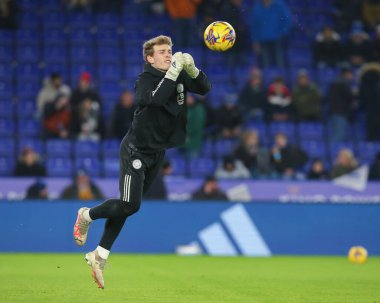 Leicester City 'den Mads Hermansen maçtan önce ısınıyor, Leicester City ile Ipswich Town arasındaki maç sırasında King Power Stadyumu, Leicester, Birleşik Krallık, 22 Ocak 202