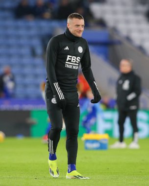 Leicester City 'den Jamie Vardy maçtan önce ısınıyor, Leicester City ile Ipswich Town arasındaki maç sırasında King Power Stadyumu, Leicester, İngiltere, 22 Ocak 202