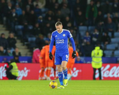 Leicester City 'den Jamie Vardy, Ipswich Town' dan Jeremy Sarmiento 'nun 21-1 berabere kaldığı Sky Bet Şampiyonası karşılaşmasında Leicester City ile Ipswich Town arasındaki King Power Stadyumu, Leicester, Birleşik Krallık, 22 Ocak' ta oynanan karşılaşmada eşitliği sağladığını gösteriyor.
