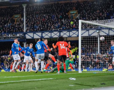 Luton Town 'dan Cauley Woodrow, 27 Ocak 202 tarihinde Goodison Park, Liverpool' da oynanan dördüncü tur müsabakasında Luton Town 'a karşı oynanan Emirates FA Kupası karşılaşmasında topu 1-2 Luton Town' a attı.