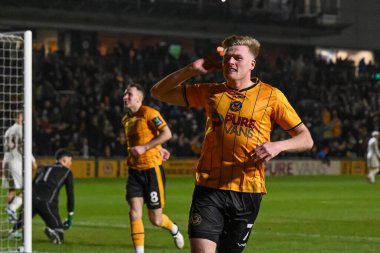 Newport County 'den Will Evans, 28 Ocak 202' de İngiltere 'nin Newport kentinde oynanan dördüncü tur müsabaka Newport County - Manchester United karşılaşmasında 2-2' lik galibiyetini kutluyor.
