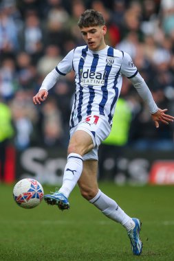 Batı Bromwich Albion 'dan Tom Fellows, 28 Ocak 202' de Birleşik Krallık 'ın Hawthorns kentinde oynanan dördüncü tur Batı Bromwich Albion - Wolverhampton Wanderers karşılaşmasında topu kontrol ediyor.