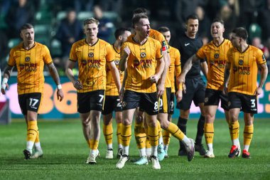 Newport County 'den Bryn Morris, 28 Ocak 202' de İngiltere 'nin Newport kentinde oynanan dördüncü tur müsabaka Newport County - Manchester United karşılaşmasında 1-2' lik galibiyetini kutluyor.
