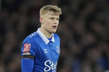 Everton 'dan Jarrad Branthwaite, Birleşik Krallık' ın Goodison Park kentinde oynanan dördüncü tur müsabakasında Everton, Luton Town 'a karşı.