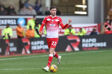 Barnsley 'den Corey O' Keeffe 27 Ocak 202 'de İngiltere' nin Oakwell kentinde oynanan Sky Bet 1 maçında pas arıyor.