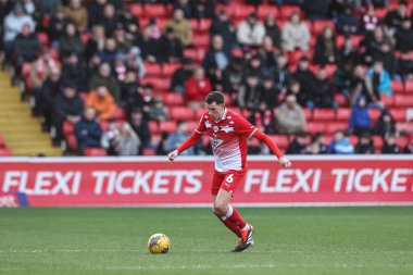 Barnsley 'den Mal de Gevigney topu 27 Ocak 2024' te İngiltere 'nin Oakwell kentinde oynanan Sky Bet 1 maçı sırasında aldı.