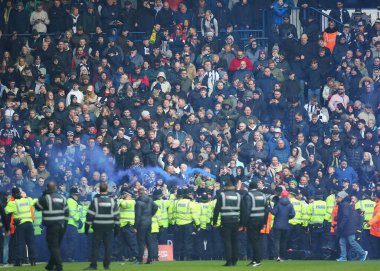 28 Ocak 202 'de Birleşik Krallık' ın başkenti West Bromwich 'te oynanan dördüncü tur müsabaka Batı Bromwich Albion' a karşı Wolverhampton Wanderers maçında tribünlerde iki taraftar arasındaki çekişme sona erdi.