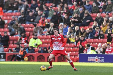 Barnsley 'den Mal de Gevigney topu 27 Ocak 2024' te İngiltere 'nin Oakwell kentinde oynanan Sky Bet 1 maçı sırasında aldı.