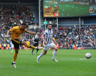 Wolverhampton Wanderers takımından Matheus Cunha, 28 Ocak 202 'de Birleşik Krallık' ın başkenti West Bromwich 'te oynanan dördüncü tur karşılaşmasında kaleyle şut çekti.