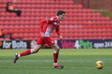 Barnsley 'li Mal de Gevigney, 27 Ocak 2024' te İngiltere 'nin Oakwell kentinde oynanan Sky Bet 1 maçında topu aldı.