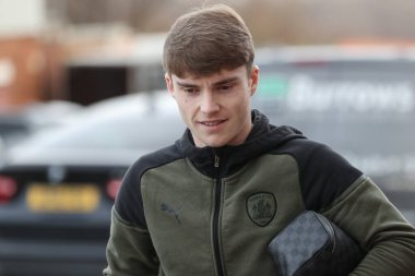 Barnsley 'den Luca Connell 27 Ocak 202' de İngiltere 'nin Oakwell kentinde oynanan Sky Bet 1 maçı sırasında geldi.