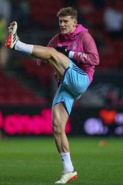 Nottingham Ormanı 'ndan Ryan Yates, Birleşik Krallık Ashton Gate, Bristol' da oynanan dördüncü tur Bristol City - Nottingham Forest karşılaşması öncesinde oynanan maç öncesi ısınma turunda, 26 Ocak 202