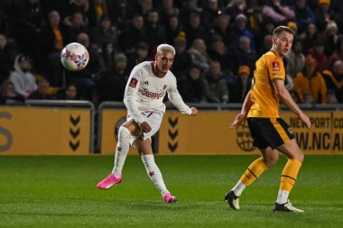 Manchester United takımından Antony, 28 Ocak 202 tarihinde İngiltere 'nin Newport kentinde oynanan ve Manchester United' a karşı oynanan 4.