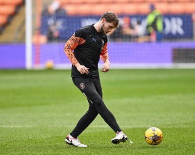 Blackpool 'dan Matthew Pennington 27 Ocak 202' de Bloomfield Road, Blackpool 'da oynanan Blackpool - Charlton Atletizm karşılaşması öncesinde oynanan maç öncesi ısınma maçında...