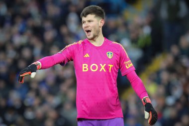 Leeds United 'dan Illan Meslier, 27 Ocak 202' de Elland Road, Leeds, Birleşik Krallık 'ta oynanan dördüncü tur müsabaka Leeds United - Plymouth Argyle karşılaşmasında jest ve tepkiler gösterdi.