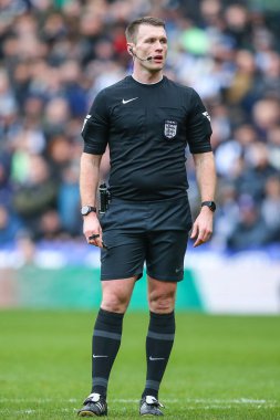 Hakem Thomas Bramall, Birleşik Krallık 'ın West Bromwich Albion-Wolverhampton Wanderers maçında 28 Ocak 202 tarihinde oynanan Emirlikler Kupası dördüncü tur maçında...