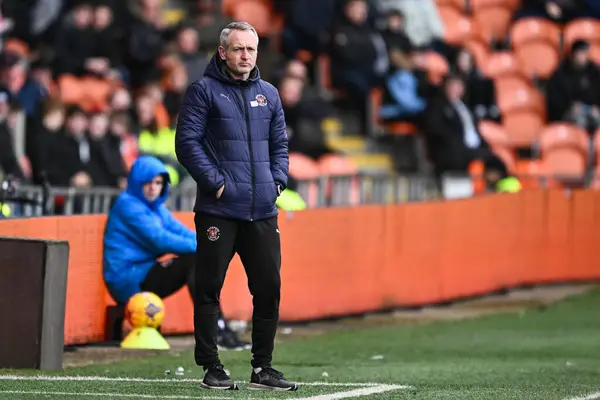 stock image Neil Critchley Manager of Blackpool during the Sky Bet League 1 match Blackpool vs Charlton Athletic at Bloomfield Road, Blackpool, United Kingdom, 27th January 202