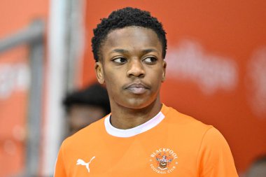 Blackpool 'dan Karamoko Dembl, 30 Ocak 2024' te Bloomfield Road, Blackpool, Birleşik Krallık 'ta oynanan Bristol Street Motors Quarter Final Maçı' nda ilk vuruşunu yaptı.