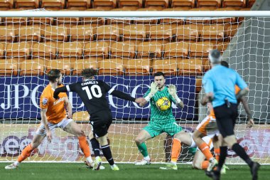 Blackpool 'dan Richard O' Donnell, Bristol Street Motors 'un çeyrek final maçı Blackpool Bolton Wanderers' a karşı Bloomfield Road, Blackpool, Blackpool, United Kingdo 'da oynanan maçında Bolton Wanderers' ın normal zamanının son dakikasında Dion Charles 'ın atışını kurtardı.